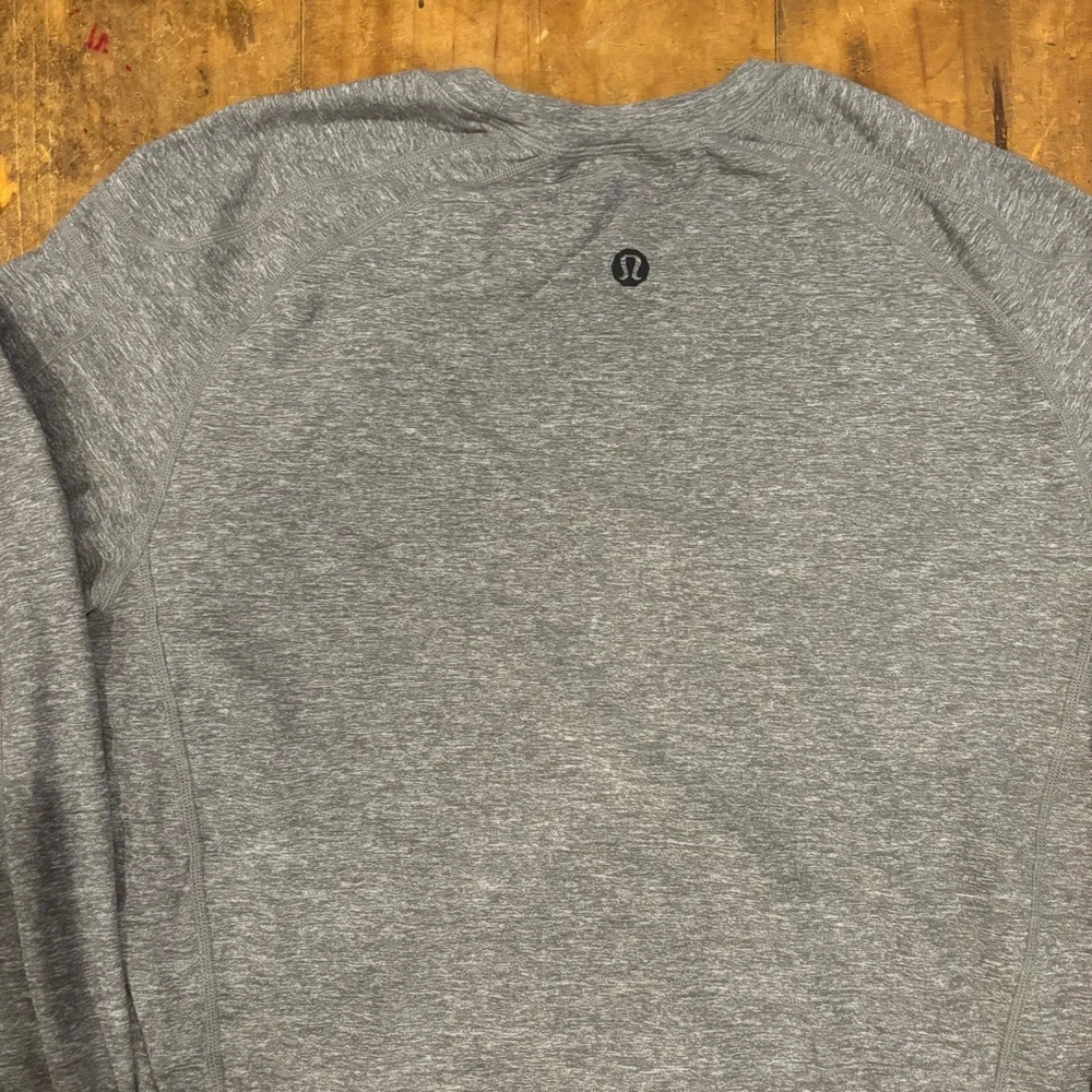 Lululemon Long Sleeve Top Shirt Mens XLarge Stretch Heathered Crewneck
